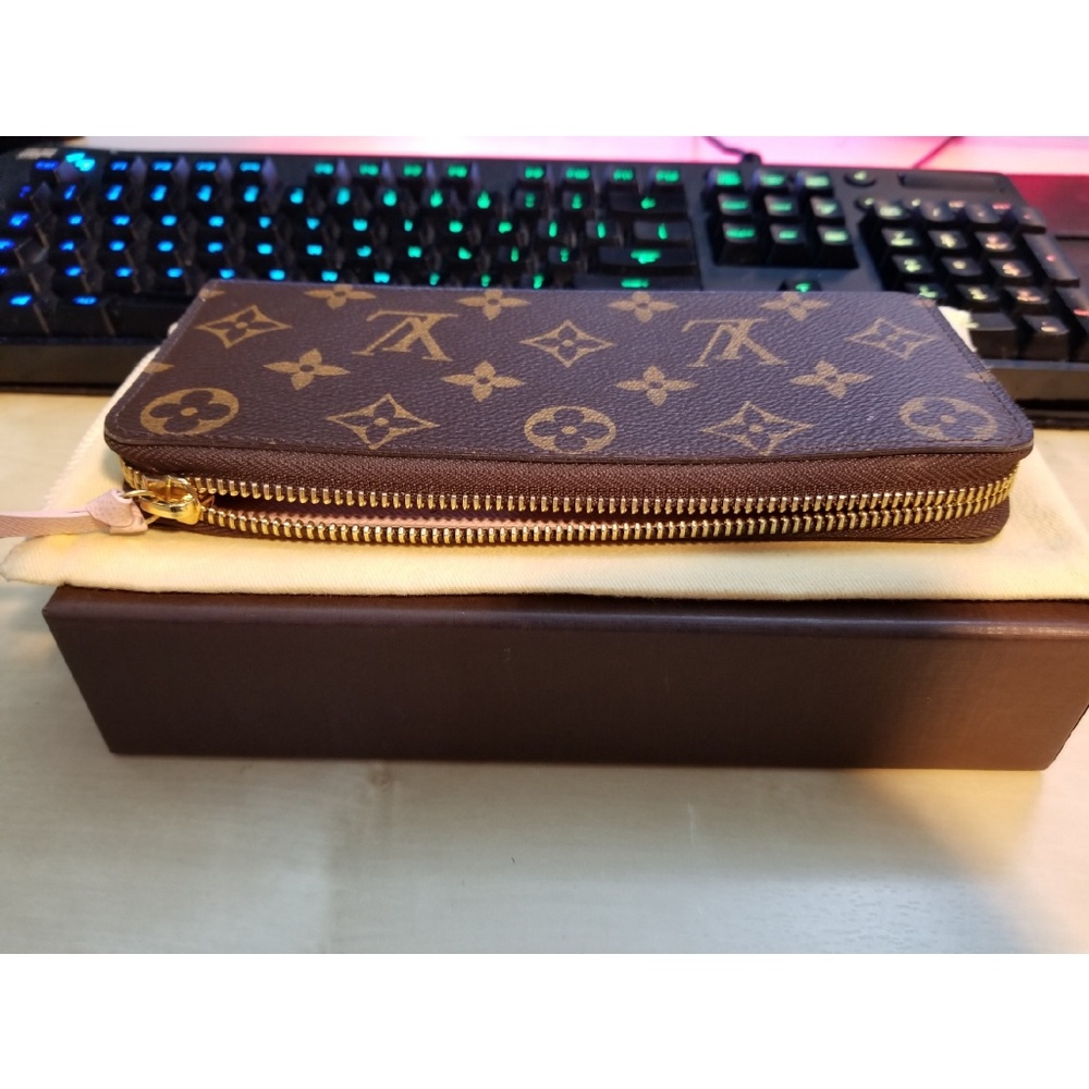 Authentic Louis Vuitton Clemence zip wallet